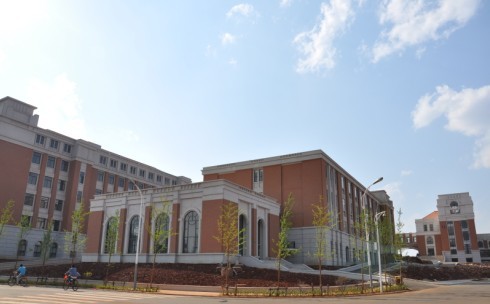 云南大學(xué)生命科學(xué)學(xué)院工程竣工驗(yàn)收