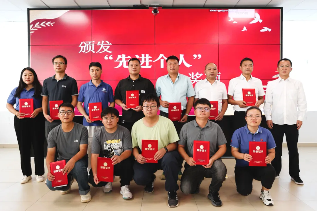 公司暹粒吳哥國(guó)際機(jī)場(chǎng)項(xiàng)目團(tuán)隊(duì)榮獲多項(xiàng)榮譽(yù)