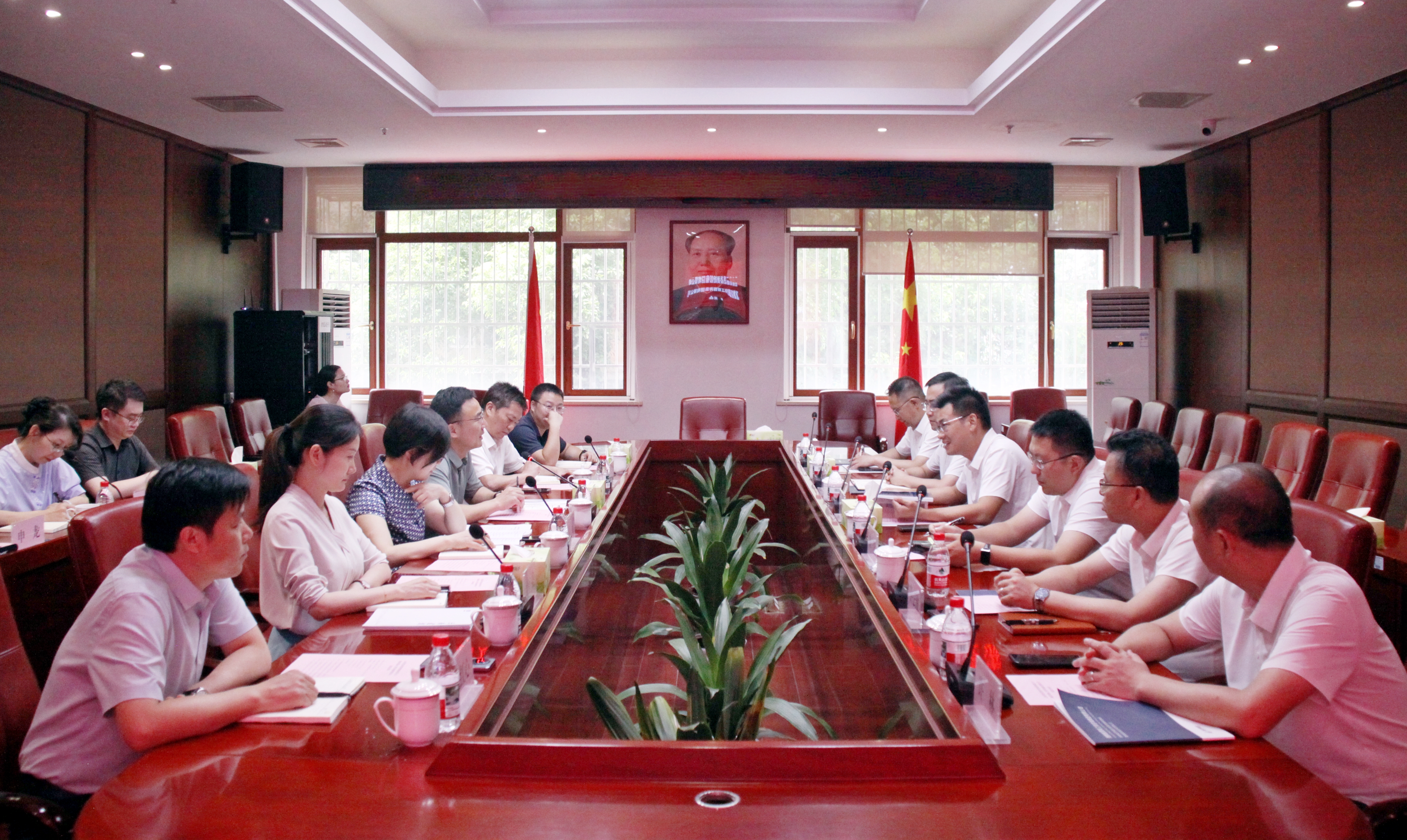 公司與湖南省國際工程咨詢集團有限公司交流座談